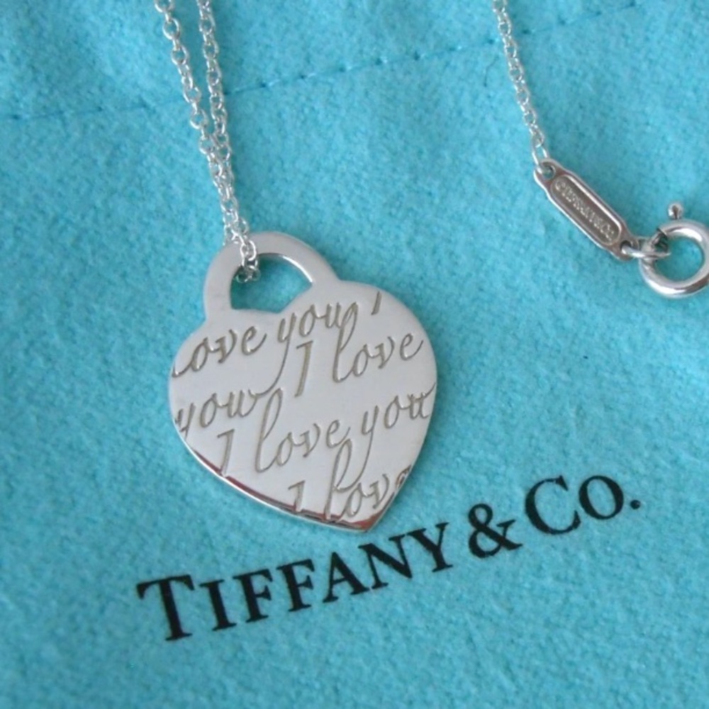 Tiffany & Co Auth I Love You Heart ‘Notes’ Necklace w/Pouch ✨925 Sterling✨EUC✨